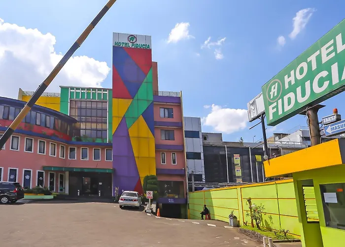 Townhouse OAK Hotel Fiducia Pasar Minggu Jakarta