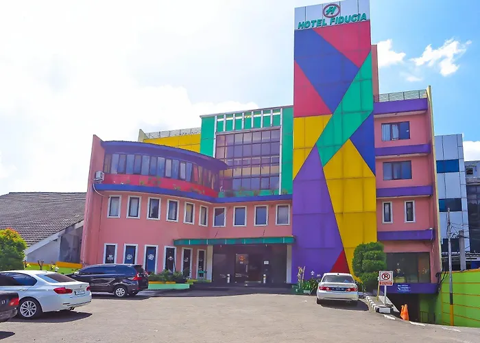 Townhouse OAK Hotel Fiducia Pasar Minggu Jakarta